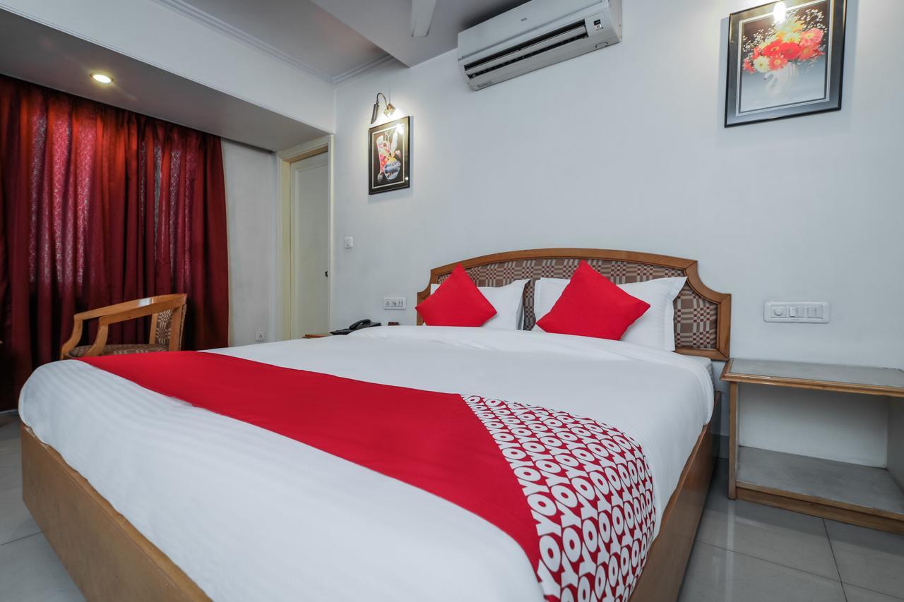 Oyo 15359 Hotel Kachandeep Jaipur Eksteriør billede